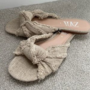 Zara sandals size 8